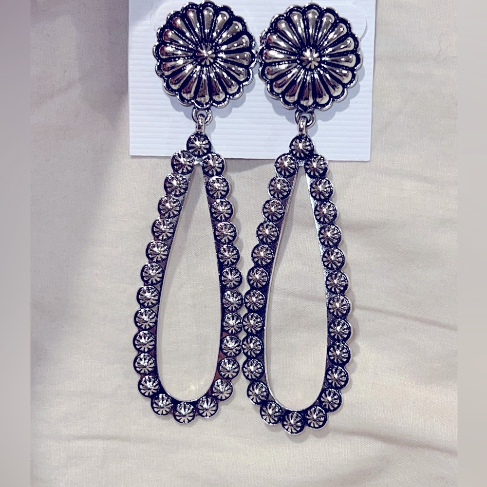 Silver Teardrop Statement Earrings - image 1